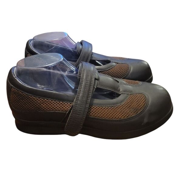 Drew Desiree - Brown Calf/Brown Nubuck Women Shoe, Size 9.5W - Picture 3 of 12